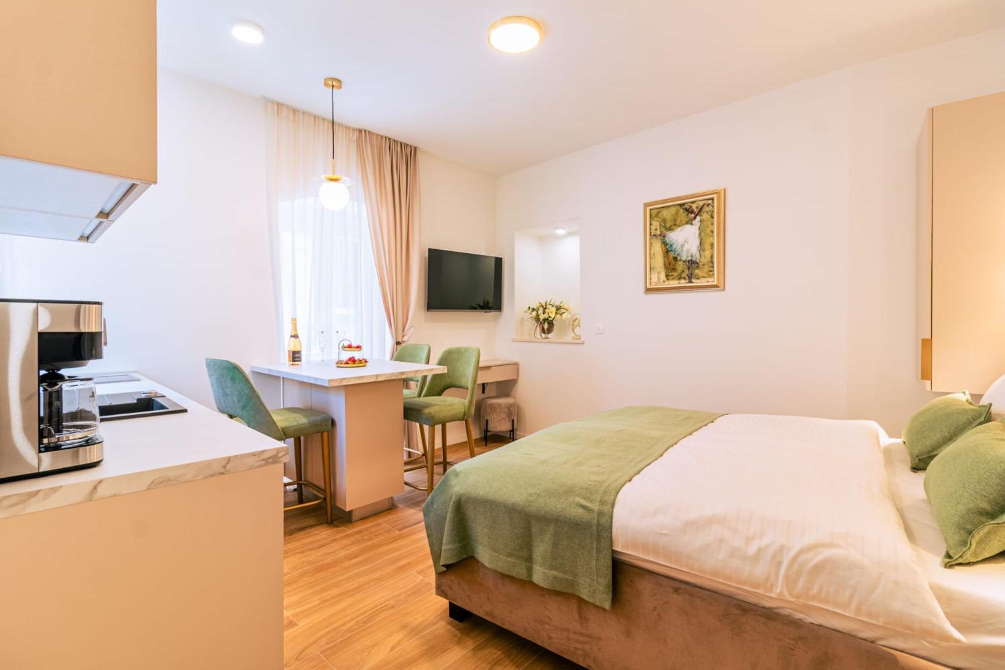 Luxury 2 Bedroom-2 Bathroom Apartment & Studio App With Rooftop Terrace Split Luaran gambar