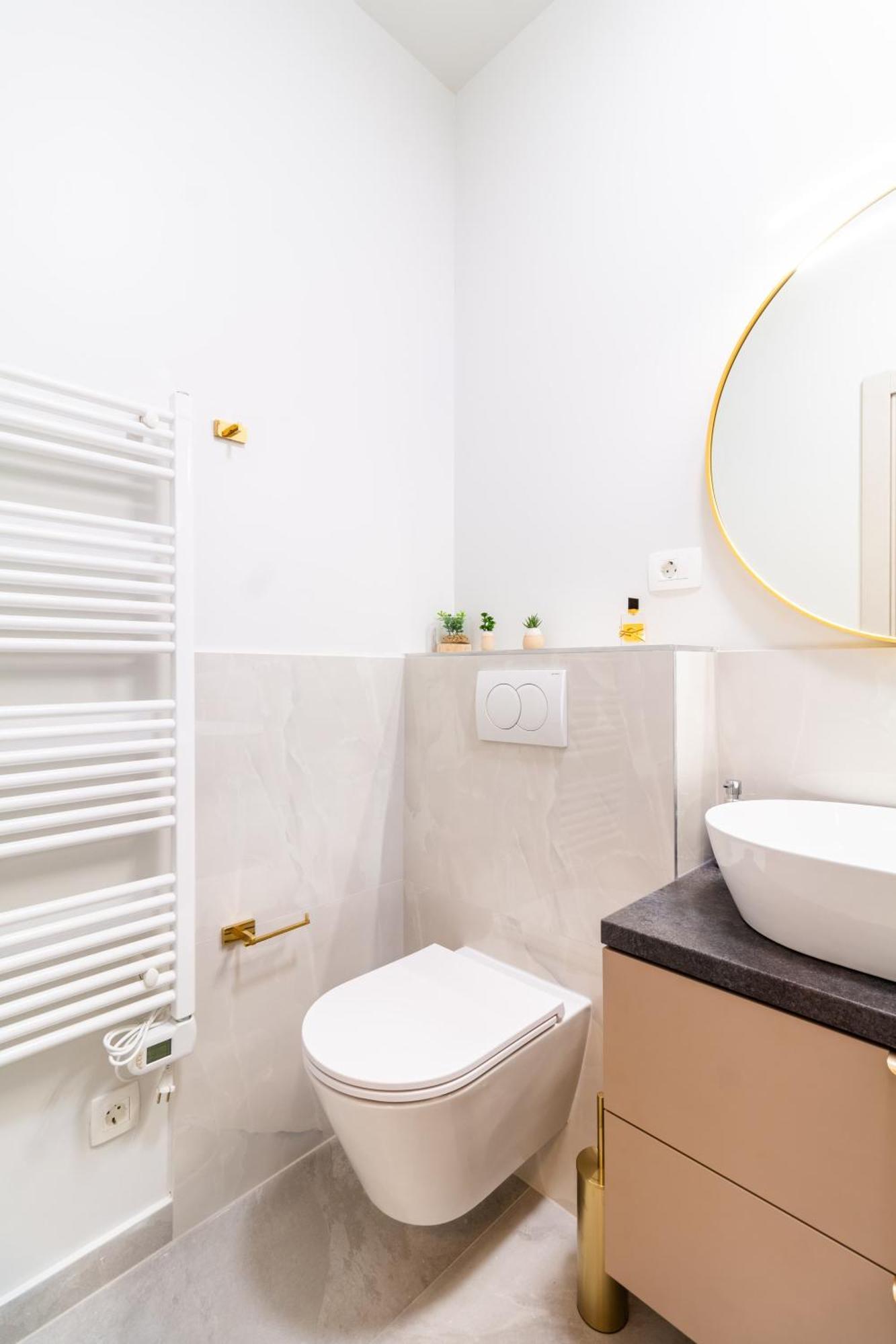Luxury 2 Bedroom-2 Bathroom Apartment & Studio App With Rooftop Terrace Split Bilik gambar